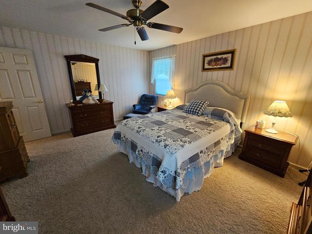122 ARBOR DR, Myerstown, PA 17067