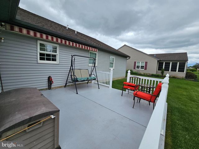 122 ARBOR DR, Myerstown, PA 17067