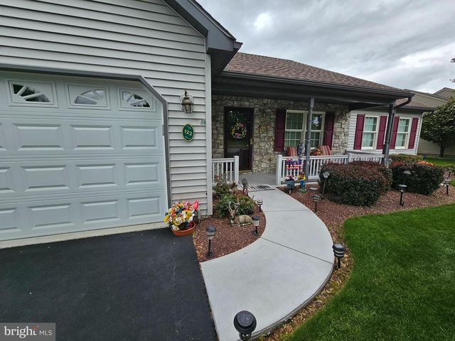 122 ARBOR DR, Myerstown, PA 17067