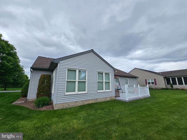 122 ARBOR DR, Myerstown, PA 17067