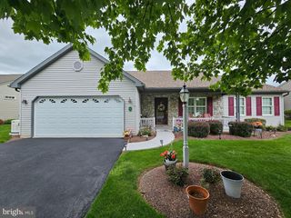 122 ARBOR DR, Myerstown, PA 17067