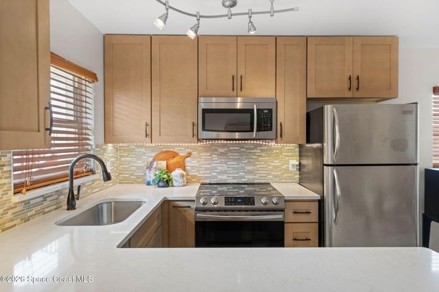 130 Roosevelt Avenue 107, Satellite Beach, FL 32937