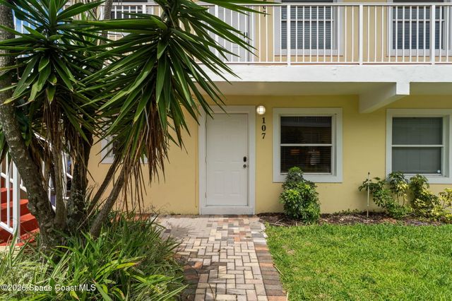 130 Roosevelt Avenue 107, Satellite Beach, FL 32937