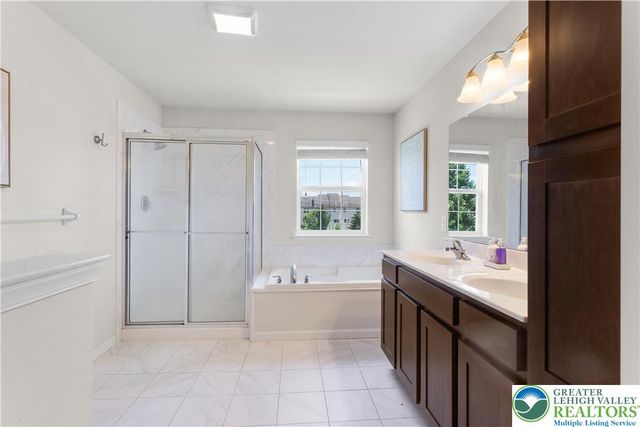 226 Snapdragon Way, Allentown City, PA 18104