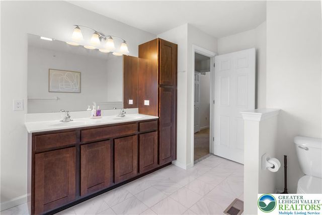 226 Snapdragon Way, Allentown City, PA 18104