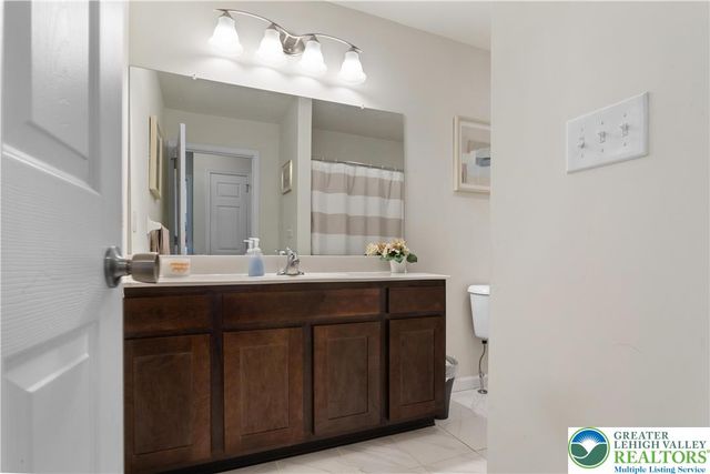 226 Snapdragon Way, Allentown City, PA 18104