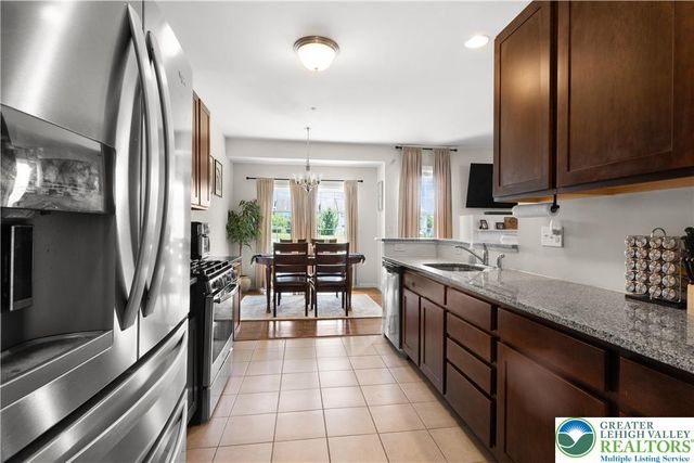 226 Snapdragon Way, Allentown City, PA 18104