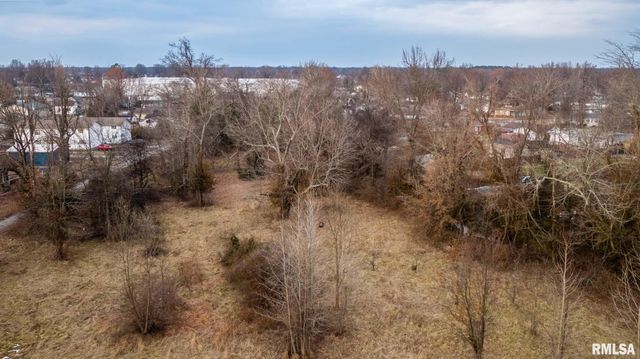 1112 S 9TH Street, Herrin, IL 62948