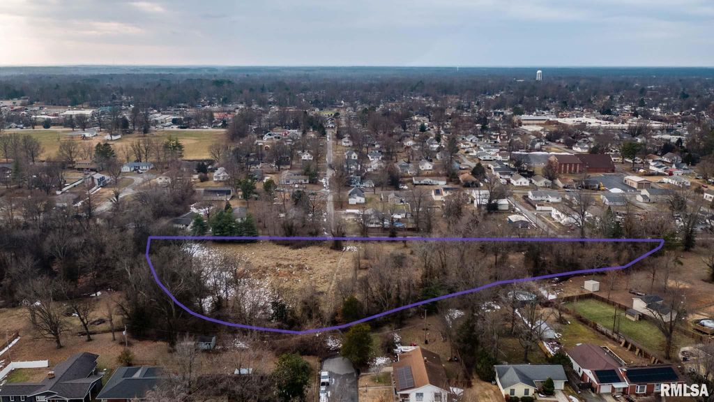 1112 S 9TH Street, Herrin, IL 62948