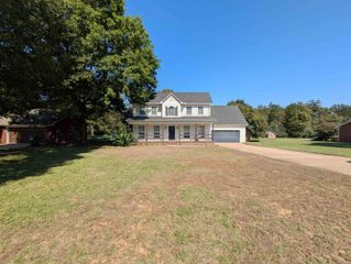 7 Cedar Creek, Clarksville, AR 72830