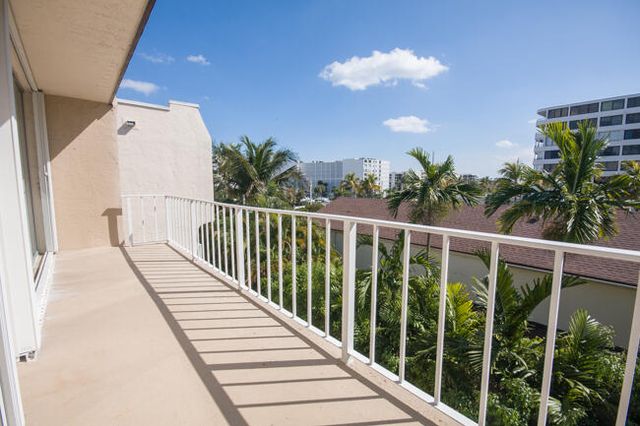 3575 S Ocean Boulevard 408, South Palm Beach, FL 33480