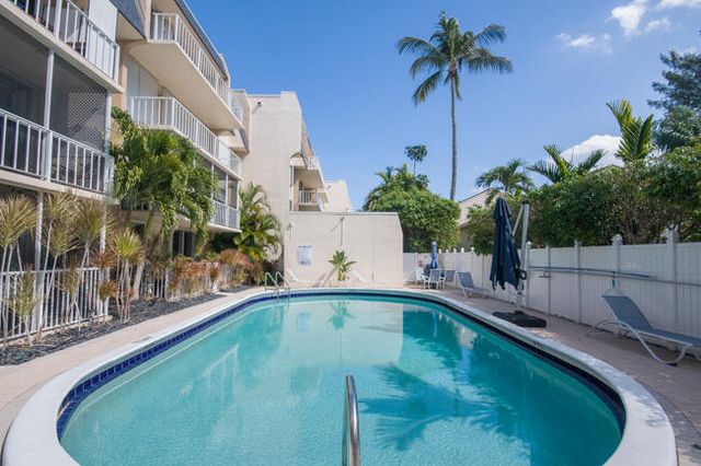 3575 S Ocean Boulevard 408, South Palm Beach, FL 33480