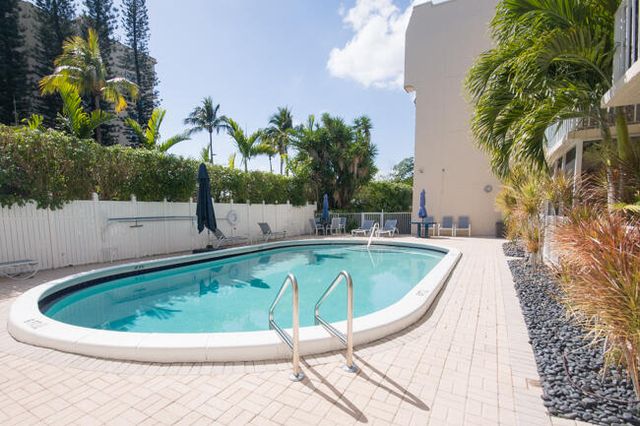 3575 S Ocean Boulevard 408, South Palm Beach, FL 33480