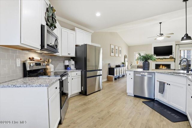 110 Oak Street, Pine Level, NC 27568