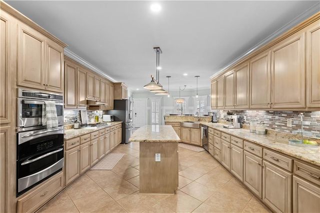 414 Parker Branch Road, Barnesville, GA 30204