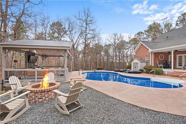 414 Parker Branch Road, Barnesville, GA 30204