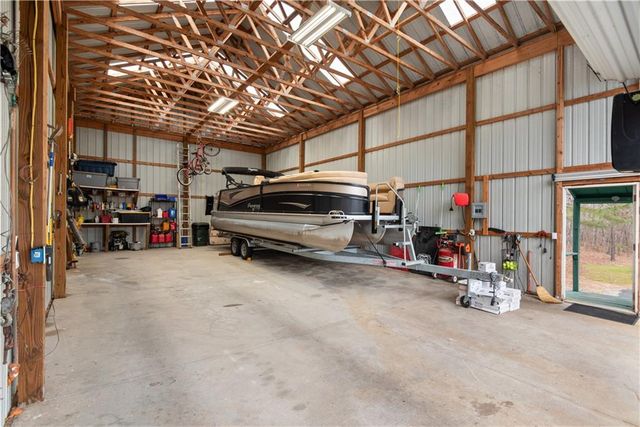 414 Parker Branch Road, Barnesville, GA 30204