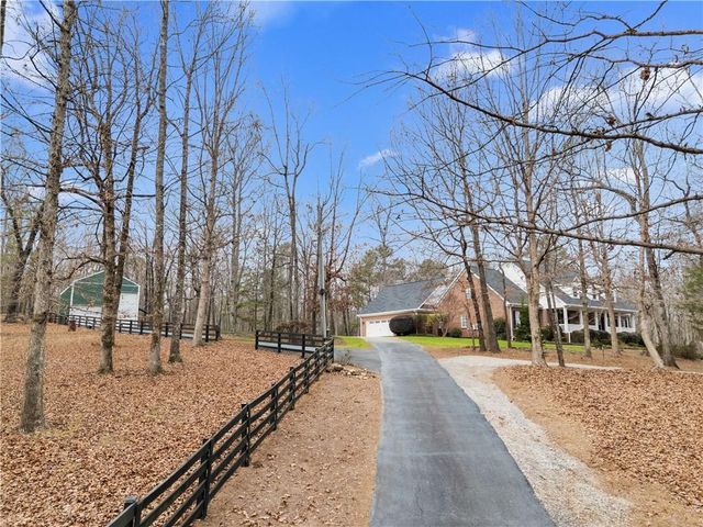 414 Parker Branch Road, Barnesville, GA 30204