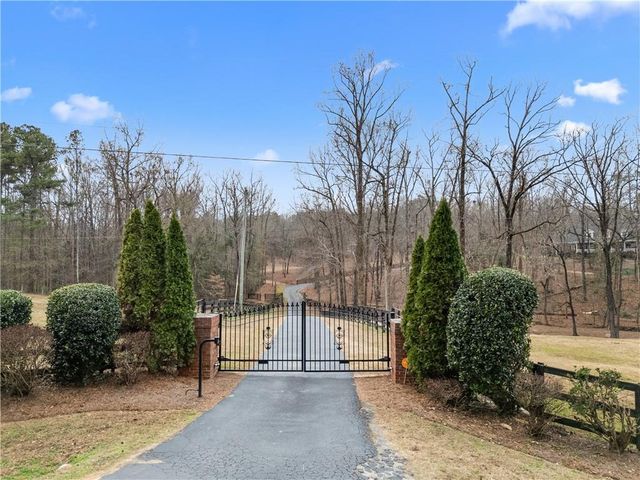 414 Parker Branch Road, Barnesville, GA 30204