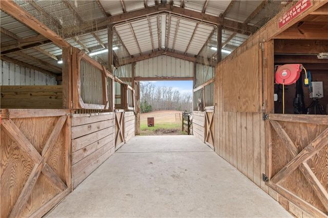 414 Parker Branch Road, Barnesville, GA 30204