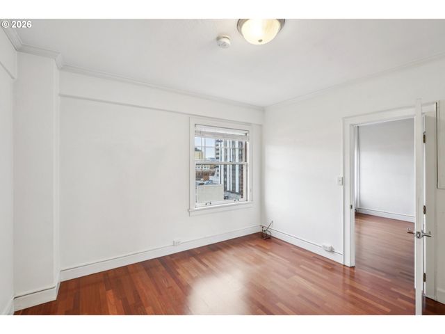 1005 Sw PARK Ave 703, Portland, OR 97205