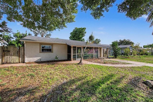 5580 58TH AVENUE N, St Petersburg, FL 33709
