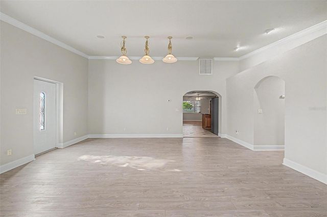 5580 58TH AVENUE N, St Petersburg, FL 33709
