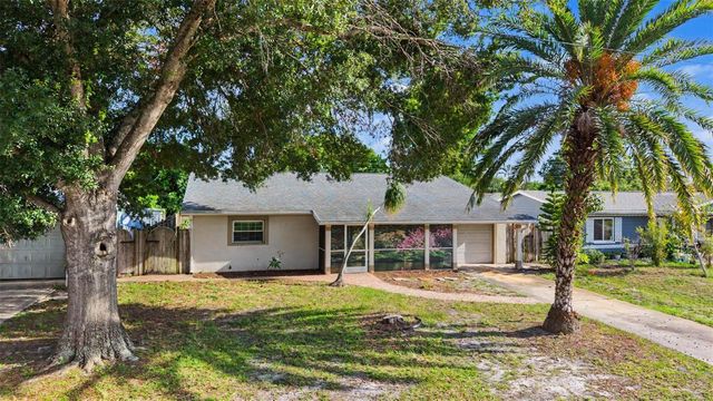 5580 58TH AVENUE N, St Petersburg, FL 33709