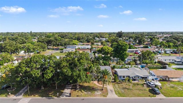 5580 58TH AVENUE N, St Petersburg, FL 33709