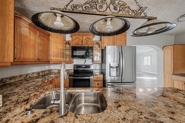 5580 58TH AVENUE N, St Petersburg, FL 33709