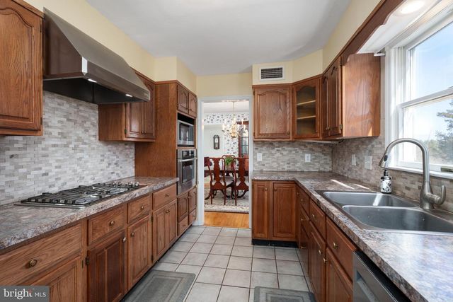 267 LAMBERTVILLE HOPEWELL RD, Hopewell, NJ 08525