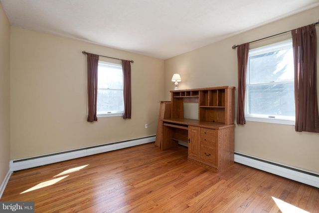 267 LAMBERTVILLE HOPEWELL RD, Hopewell, NJ 08525