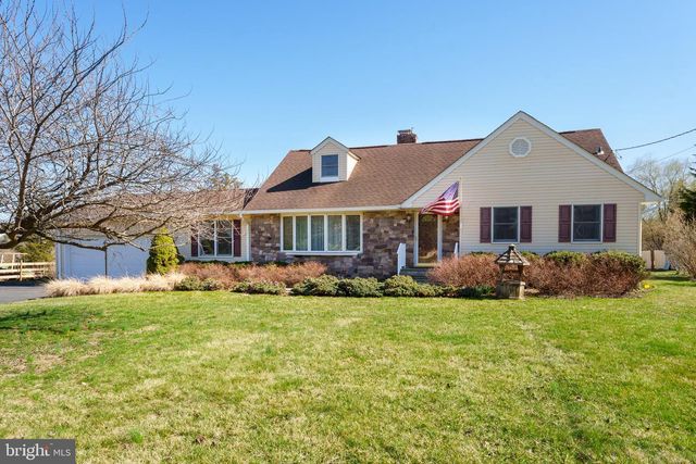 267 LAMBERTVILLE HOPEWELL RD, Hopewell, NJ 08525