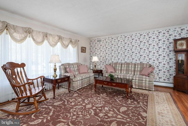 267 LAMBERTVILLE HOPEWELL RD, Hopewell, NJ 08525
