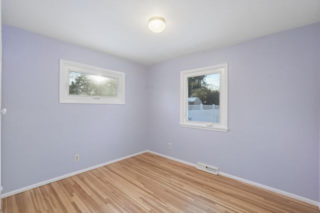 2174 County Road F E, White Bear Lake, MN 55110