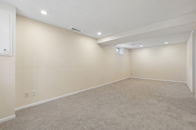 2174 County Road F E, White Bear Lake, MN 55110