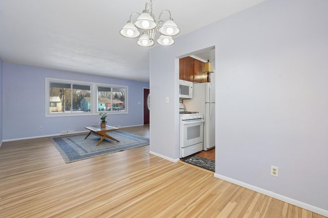 2174 County Road F E, White Bear Lake, MN 55110