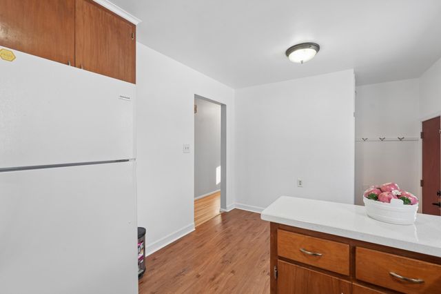 2174 County Road F E, White Bear Lake, MN 55110