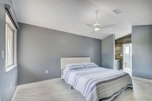 9204 Glenmoor Drive, West Palm Beach, FL 33409