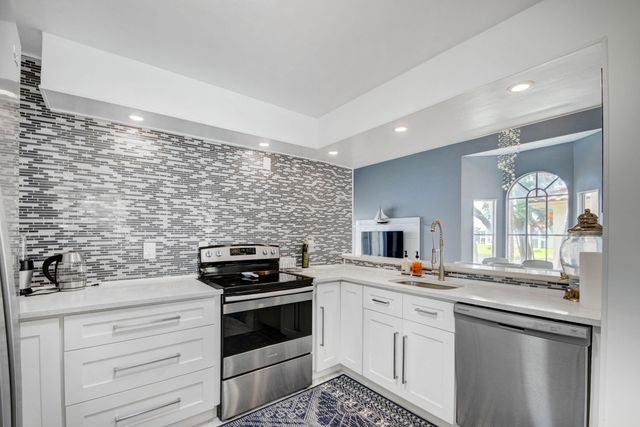 9204 Glenmoor Drive, West Palm Beach, FL 33409