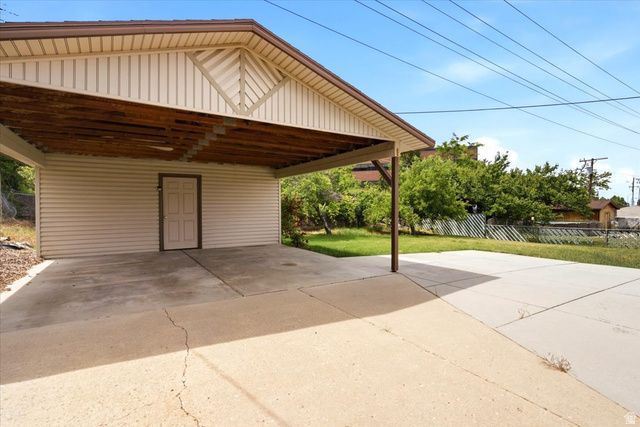 1095 41ST ST, Ogden, UT 84403