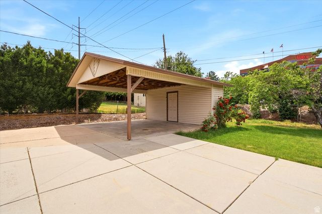 1095 41ST ST, Ogden, UT 84403