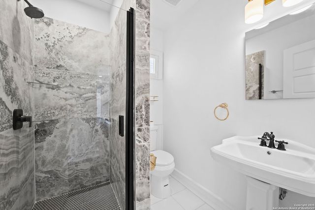 246 Quentin, San Antonio, TX 78201