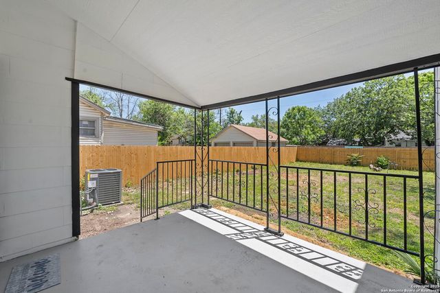 246 Quentin, San Antonio, TX 78201