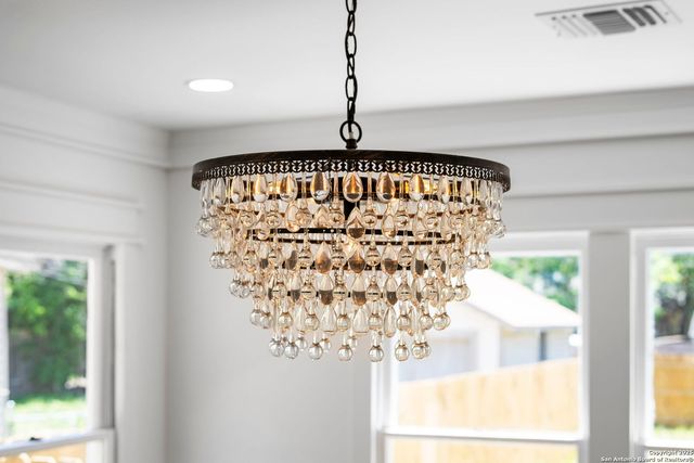 246 Quentin, San Antonio, TX 78201