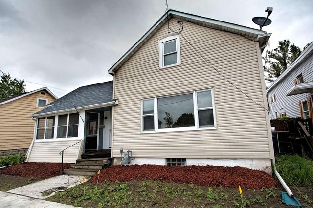 452 W 7TH AVENUE, Oshkosh, WI 54902