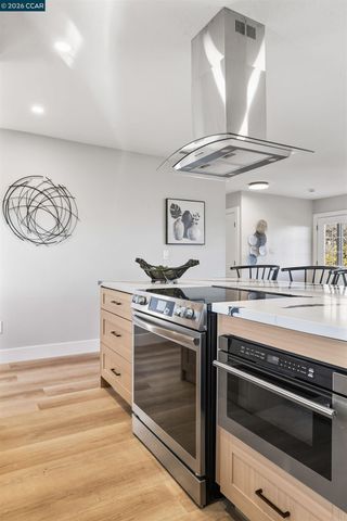 3102 Pine St, Martinez, CA 94553