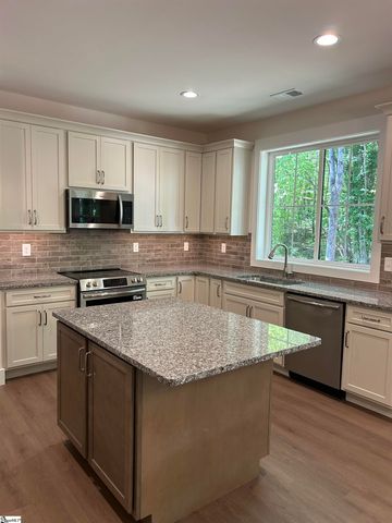 4863 N Hwy 14, Greer, SC 29651