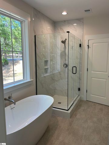 4863 N Hwy 14, Greer, SC 29651