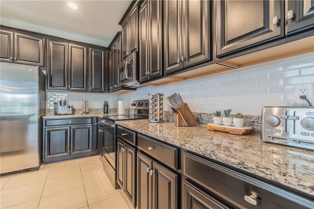 30927 PARROT REEF COURT, Wesley Chapel, FL 33545